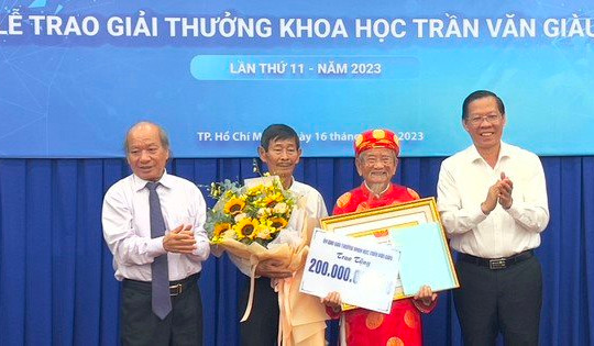 "Gia Định - Sài Gòn - Thành phố Hồ Chí Minh: Dặm dài lịch sử (1698-2020)" đoạt giải Trần Văn Giàu
