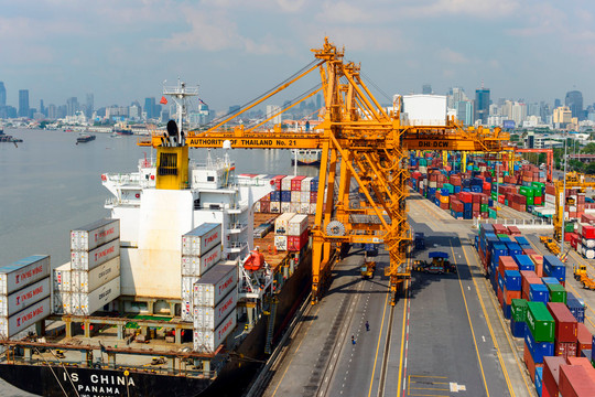 Xuất khẩu của Thái Lan tăng chậm hơn dự kiến trong tháng 11