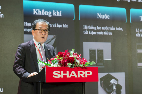 Sharp Việt Nam tri ân khách hàng và ra mắt sản phẩm mới