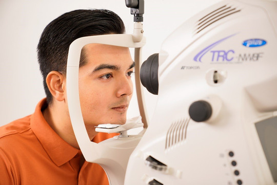 Prima Sài Gòn cập nhật nhiều kỹ thuật mới, nâng cao chất lượng điều trị bệnh về mắt