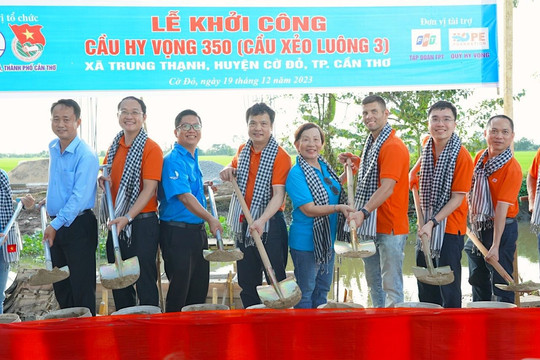 FPT và Quỹ Hy Vọng hoàn thành 350 cây cầu tại Đồng bằng sông Cửu Long
