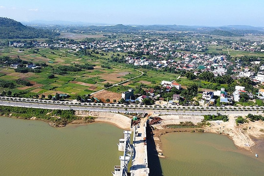 Khởi công Dự án đường Hoàng Sa - Dốc Sỏi tại Quảng Ngãi với tổng vốn đầu tư 3.500 tỷ đồng