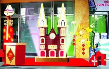 “Chạy đua” mùa Tết và trường hợp của Coca Cola