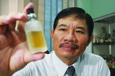 Lửa than hơn lửa rơm