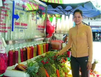 Cô chủ “nước ép”