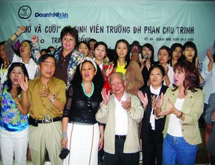 “Thở và cười” - KếT nối DNSG với sinh viên đại học Phan Chu Trinh (Quảng Nam) 