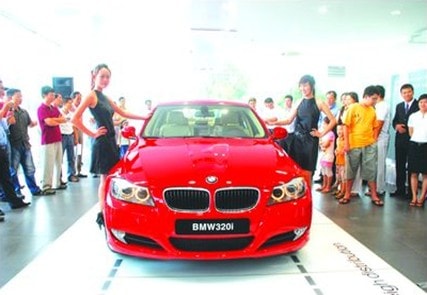 BMW 320i đời 2009 có mặt tại VN