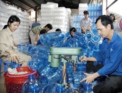 Cổ phiếu ngành nhựa: Cơ hội đầu tư?
