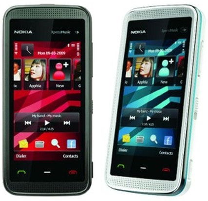 S martphone: Tầm trung thắng thế