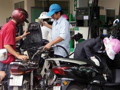 Doanh nghiệp có thêm quyền định đoạt giá xăng