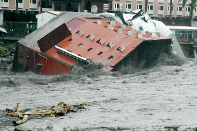 Trung Quốc di tản gần 1 triệu dân tránh bão Morakot 