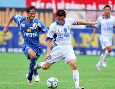Công Vinh sang Bồ Đào Nha trước khi V-League 2009 hạ màn