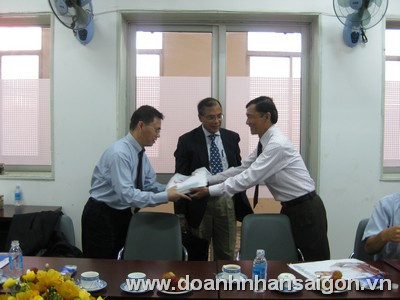 HHDN TP.HCM tiếp đoàn Ngân hàng Phát triển châu Á