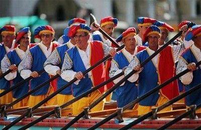 Lễ hội đua thuyền truyền thống tại Venice