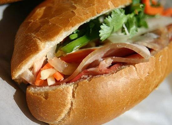 Bánh mì Sài Gòn ở Mỹ