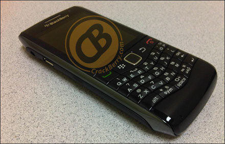 Gặp “viên ngọc” 3G BlackBerry Pearl 9100
