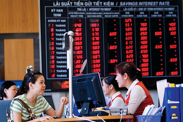 Thị trường nhiều giá, vì sao?
