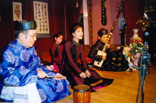 Năm 2009: các di sản văn hóa VN liên tục được UNESCO tôn vinh