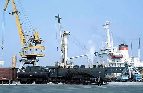 Nhập siêu đang có dấu hiệu giảm nhiệt? 