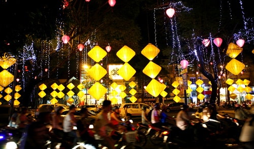 Vui, buồn hoa tết