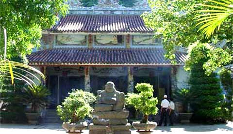 Chùa Nhật tặng tranh cổ 400 năm cho chùa Việt