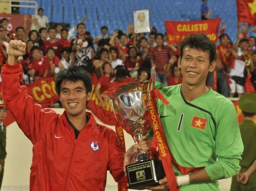 Đội hình tiêu biểu bóng đá Việt Nam 2009