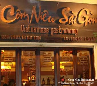 Nhà hàng cơm niêu Sài Gòn