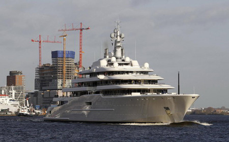 Siêu du thuyền 500 triệu USD của tỷ phú Abramovich