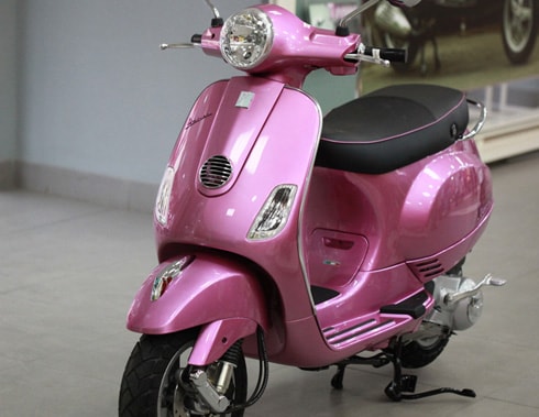 Piaggio Việt Nam giới thiệu Vespa LX hồng