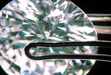 Loạn kim cương nhân tạo