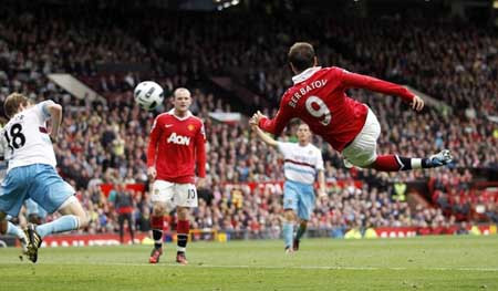 Rooney khai hỏa, “Quỷ đỏ” MU đại phá West Ham