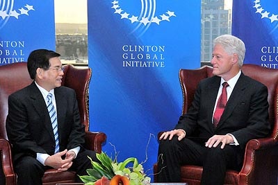 Chủ tịch nước Nguyễn Minh Triết gặp cựu tổng thống Bill Clinton