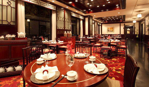 Chương trình ẩm thực: Khách sạn Renaissance Riverside Sài Gòn