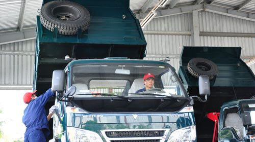 Đề xuất giảm thuế nhập khẩu ôtô tải: Nhiều doanh nghiệp “choáng”