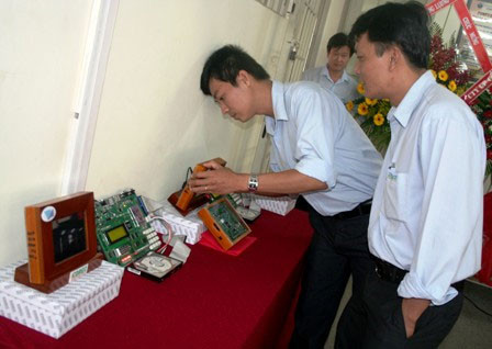 Việt Nam lần đầu tiên chế tạo thành công chip 32bit
