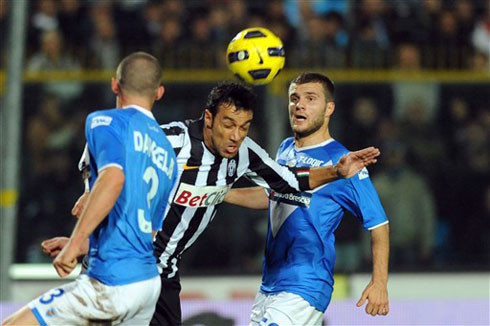 Inter tiếp tục sa lầy, Juventus gây thất vọng
