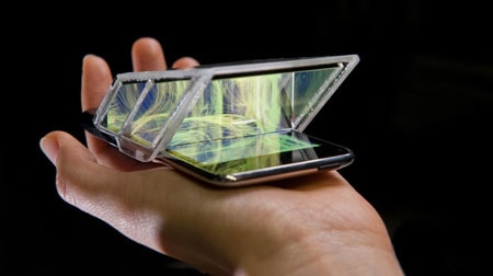 Chiếc gương biến iPhone thành rạp chiếu phim 3D