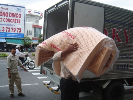 Khách hàng vui, uy tín lớn