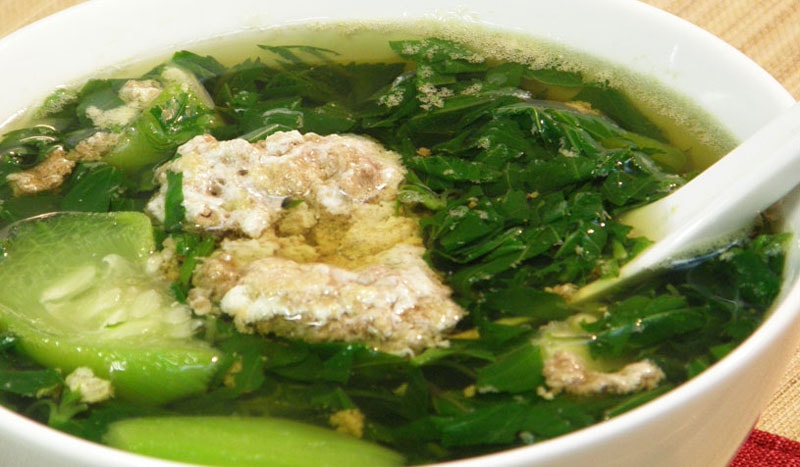 Mướp hương bỏ ngọn qua rào