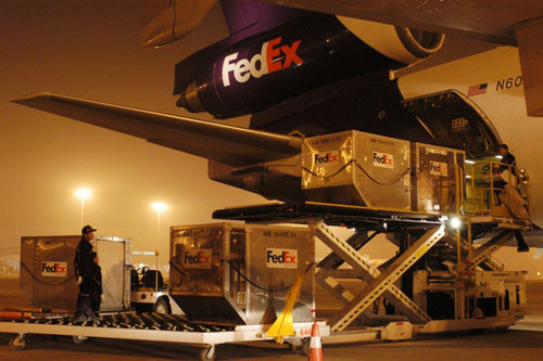 Tập đoàn FedEx hỗ trợ 1 triệu đôla cho Nhật Bản 