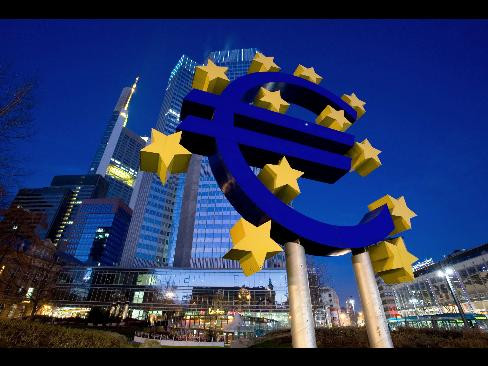 “ECB tăng lãi suất sẽ là một quyết định sai lầm”