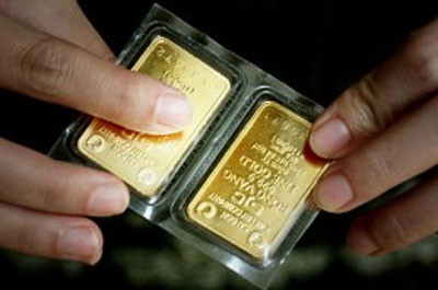 Giá vàng trong nước bật qua mốc 38 triệu đồng/lượng 