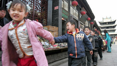 Trung Quốc: Quảng Đông đề xuất nới lỏng chính sách một con 