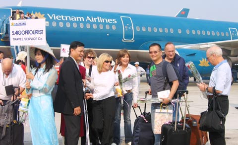 Khách quốc tế đến Việt Nam vì công việc liên tục giảm