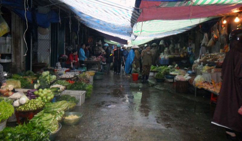 Nghệ An: Nhiều mặt hàng tăng giá sau mưa bão
