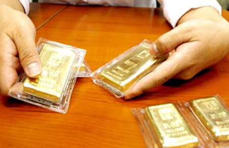 Vàng miếng “phi SJC” được yêu cầu ngừng sản xuất