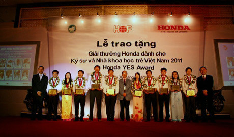 HVN trao thưởng cho các kỹ sư và nhà khoa học trẻ Việt Nam 