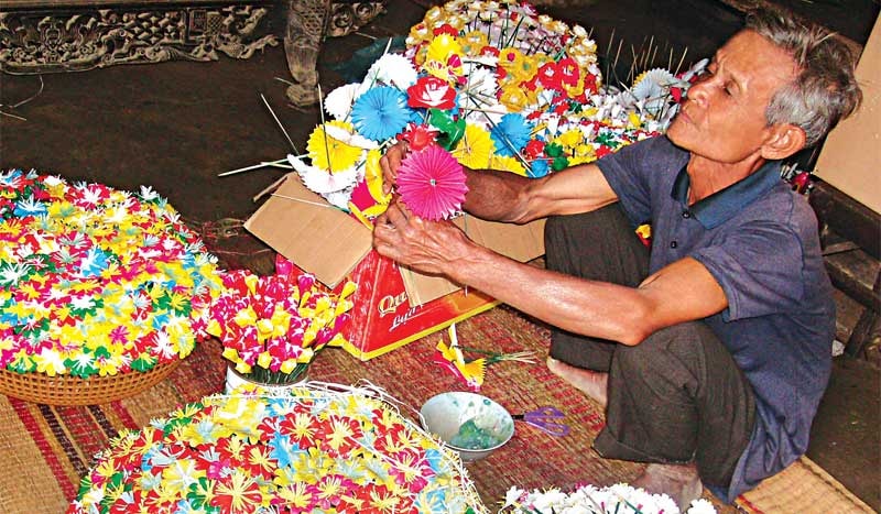Sắc màu hoa giấy Thanh Tiên