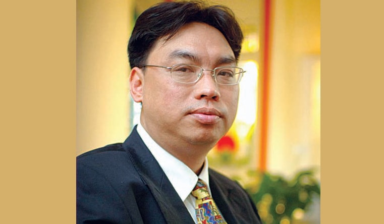 Người không cầm tiền