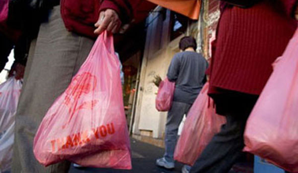 Hiệp hội Nhựa: “Đánh thuế túi nylon quá tùy tiện!”